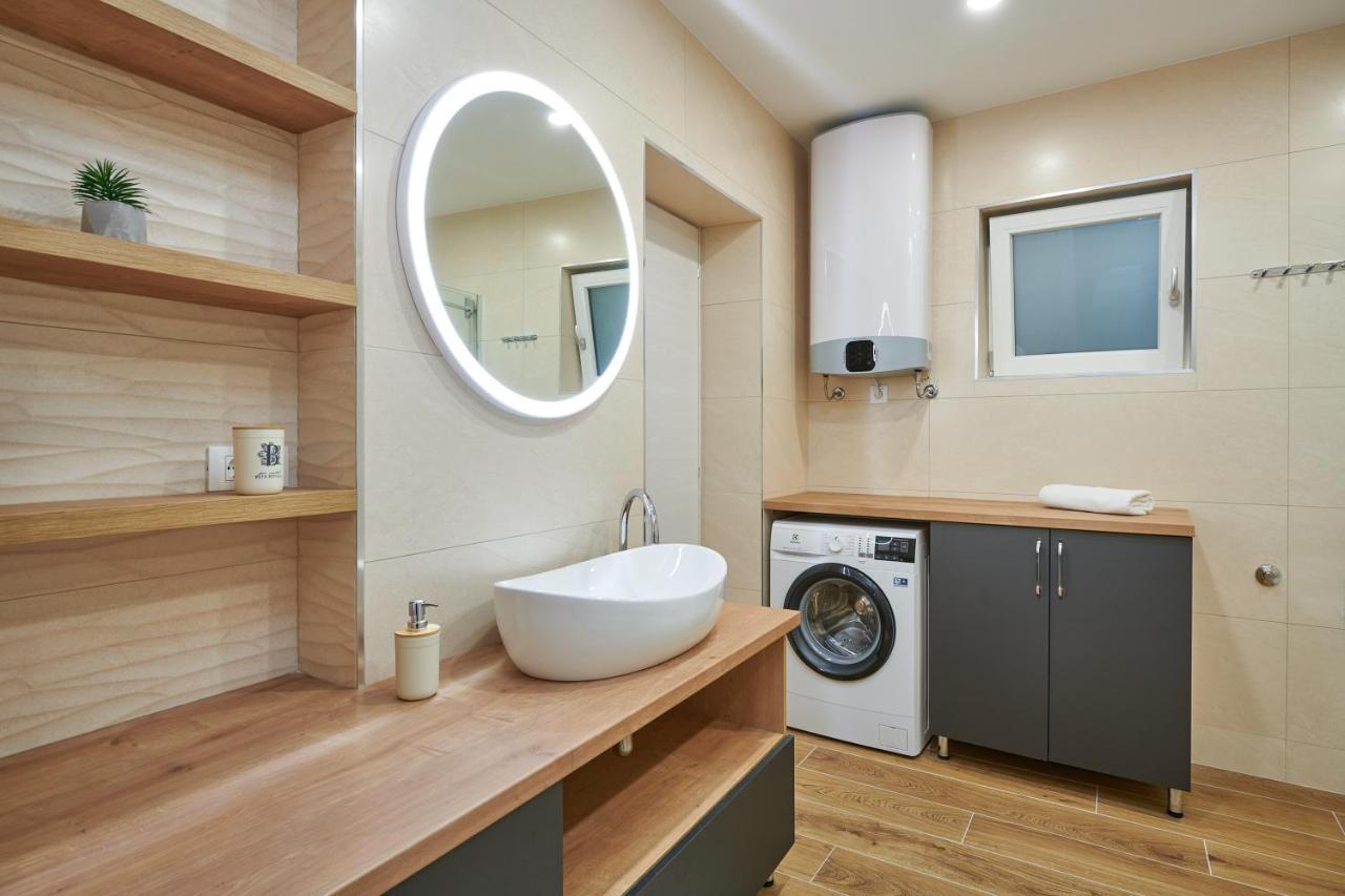 Newly Renovated Apt. Near To Entrance To Old Town ดูบรอฟนิก ภายนอก รูปภาพ